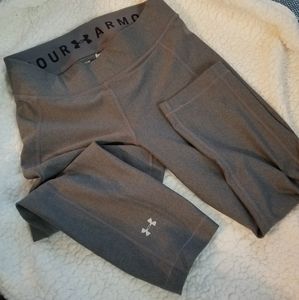 Under Armour Heat Gear capri ( Meduim)